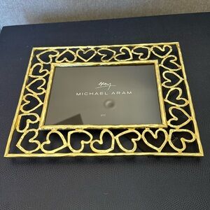 Michael Adam gold heart frame 5x7 - never used!